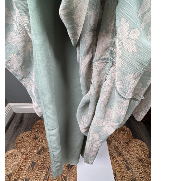 Berkley Jensen Floral Tiered Maxi Dress Sage Green Women's Size Large‎ - Picture 6 of 9